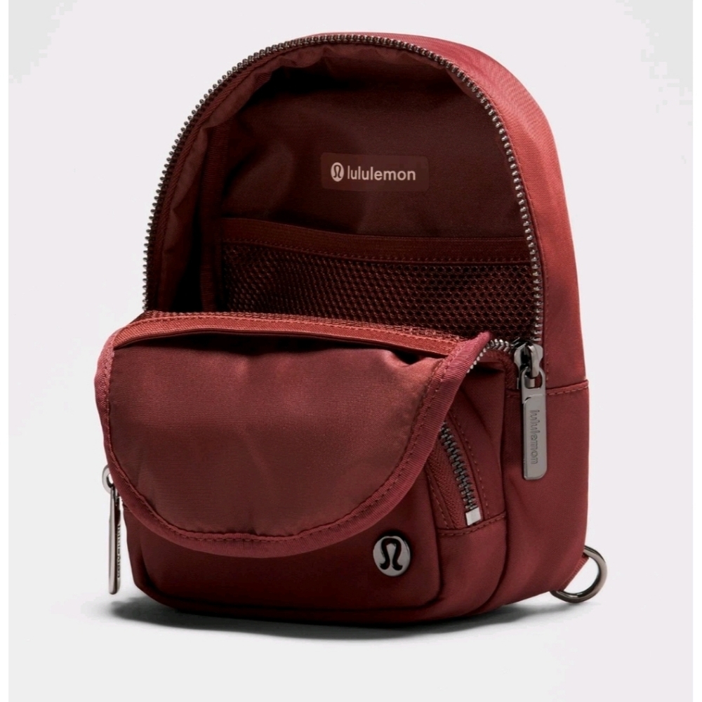 Lululemon Everywhere Sling Bag Small 2L- Rockwood - Picture 3 of 8
